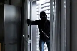 Hotel Break In Prevention by Guest Ban