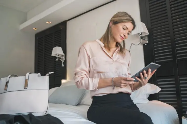 AI and Automation in Hospitality Setting a New Standard