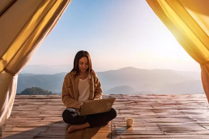 Remote Work and ‘Bleisure’ Travel in Hotels The Perfect Balance of Work and Wonder